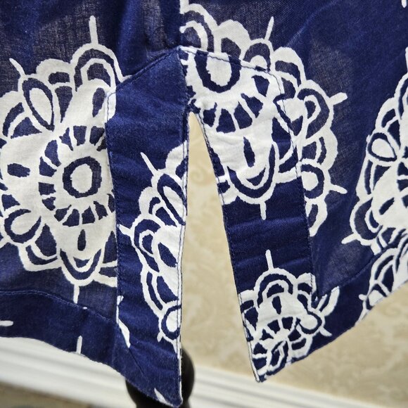 J H Collectibles Size XL 100% Cotton Blue White Patterned Tunic Clear Sequin Dtl - Picture 9 of 16